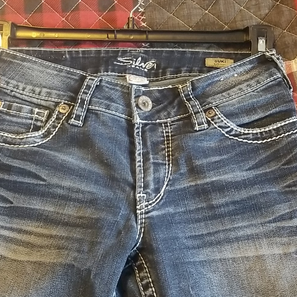 Silver Jean's Suki bootcut 27x32 Like new.